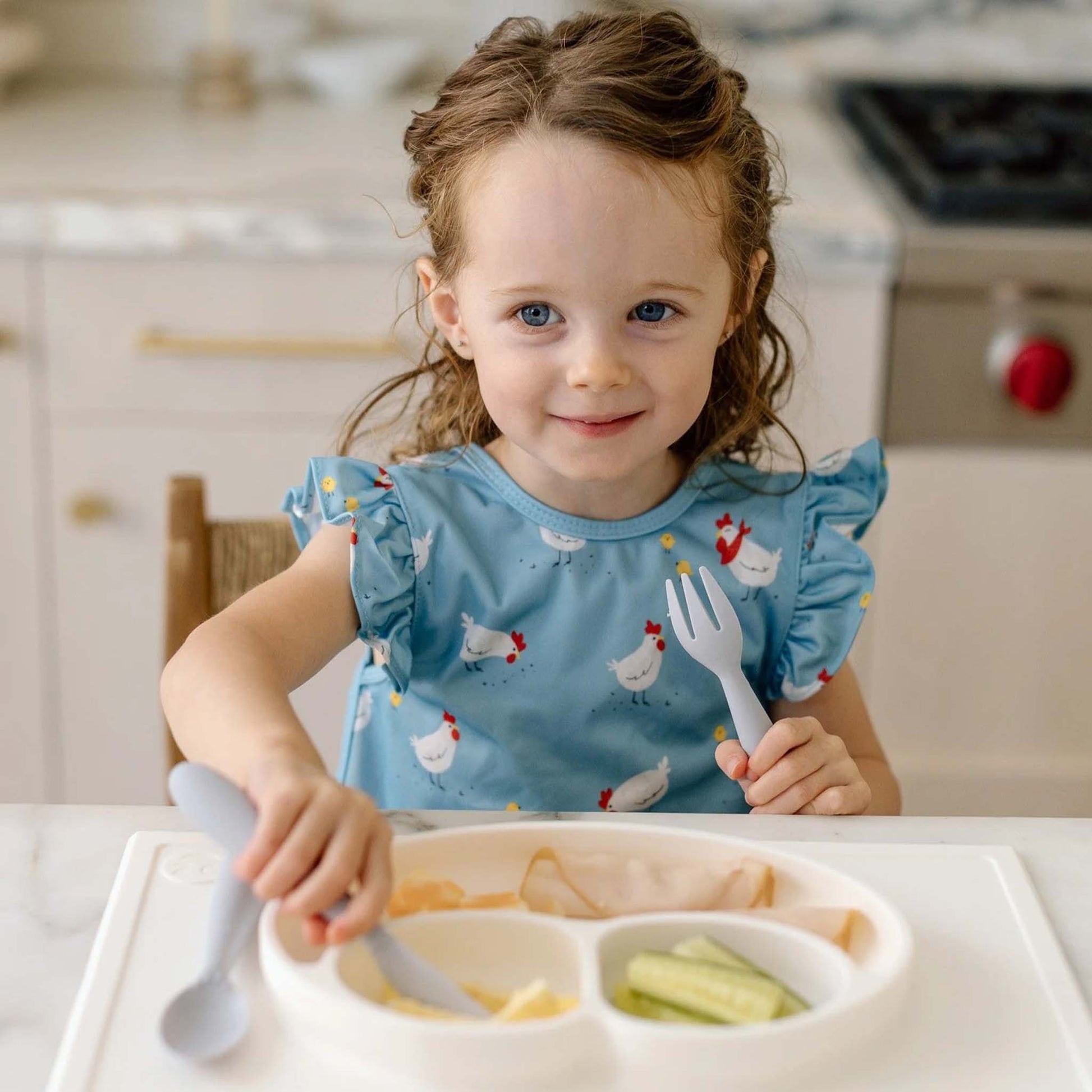 BapronBaby Toddler Bib | Full-Coverage for Baby-Led Weaning | Canada Bibs Hip Mommies