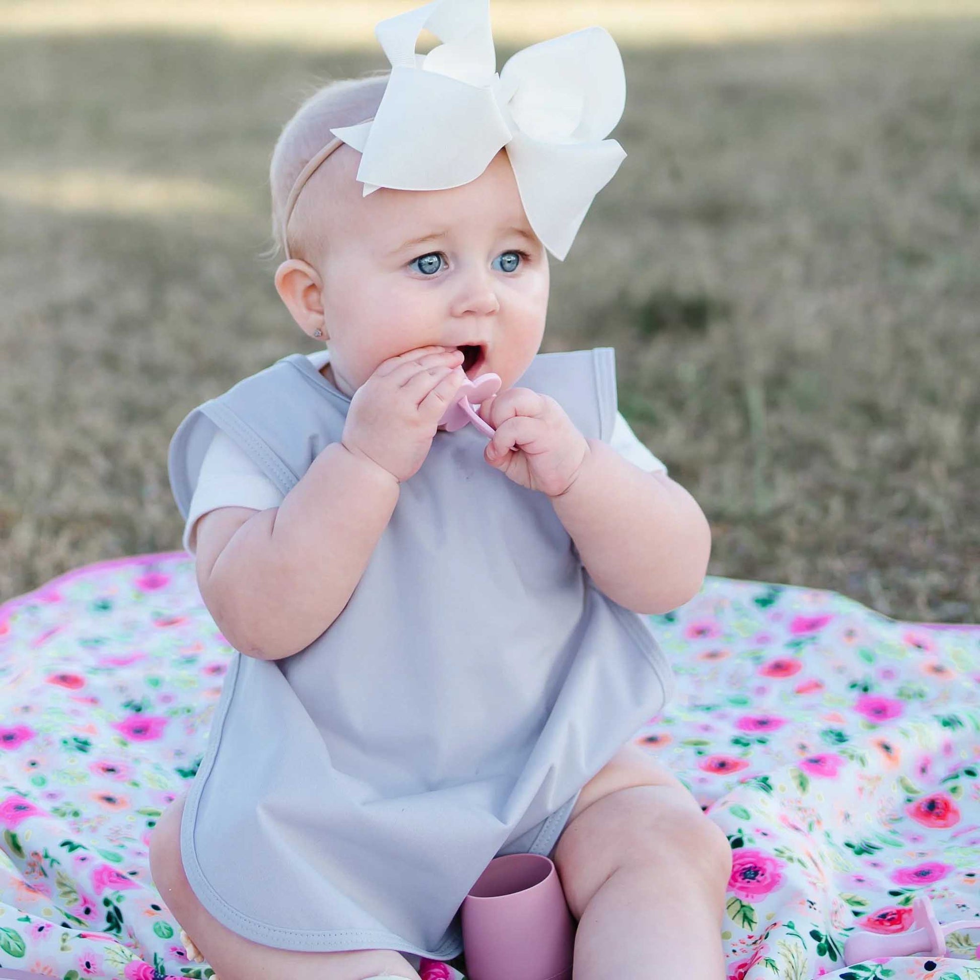 BapronBaby Toddler Bib (6m-3T): Minimalist Solid Colours | Canada Bibs Hip Mommies