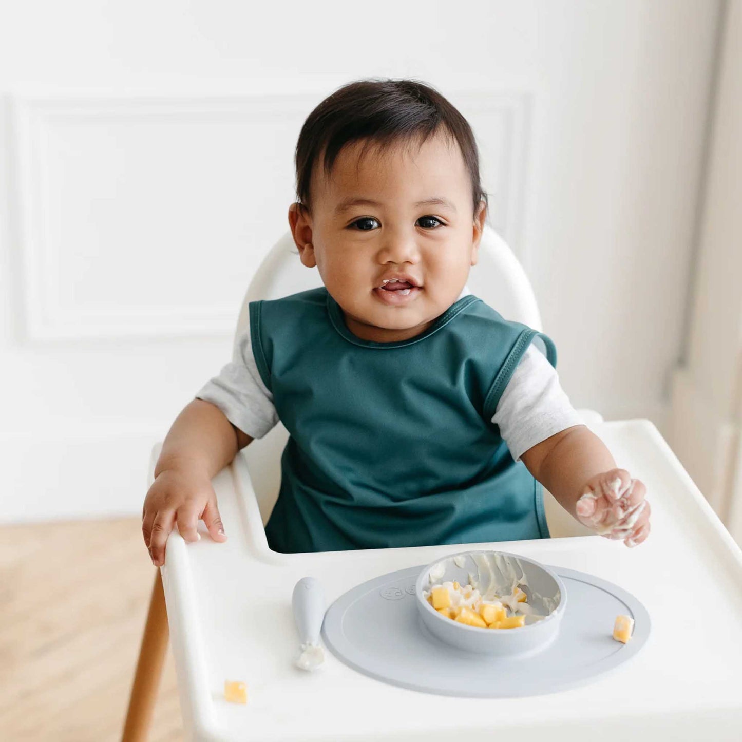 BapronBaby Toddler Bib (6m-3T): Minimalist Solid Colours | Canada Bibs Hip Mommies