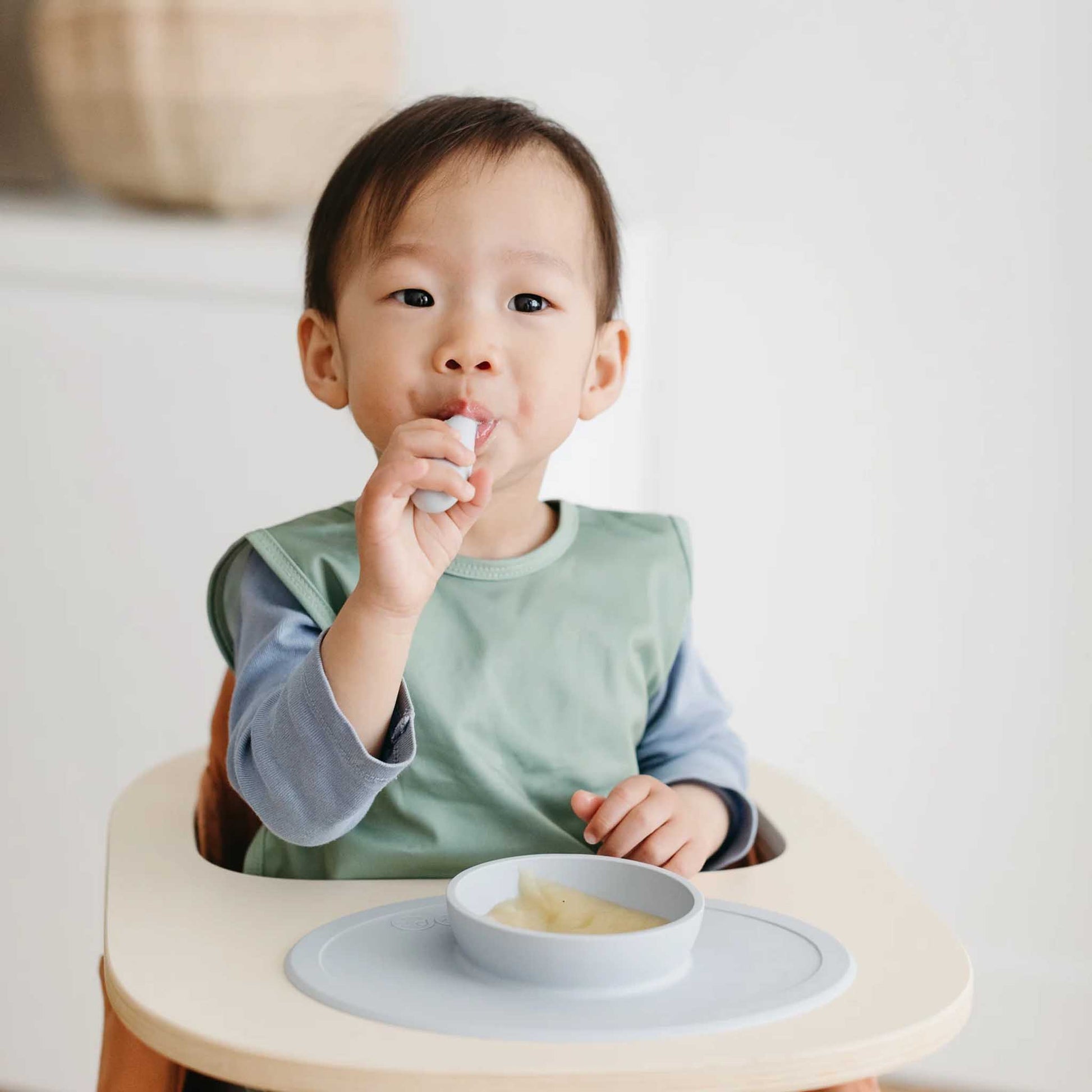 BapronBaby Toddler Bib (6m-3T): Minimalist Solid Colours | Canada Bibs Hip Mommies
