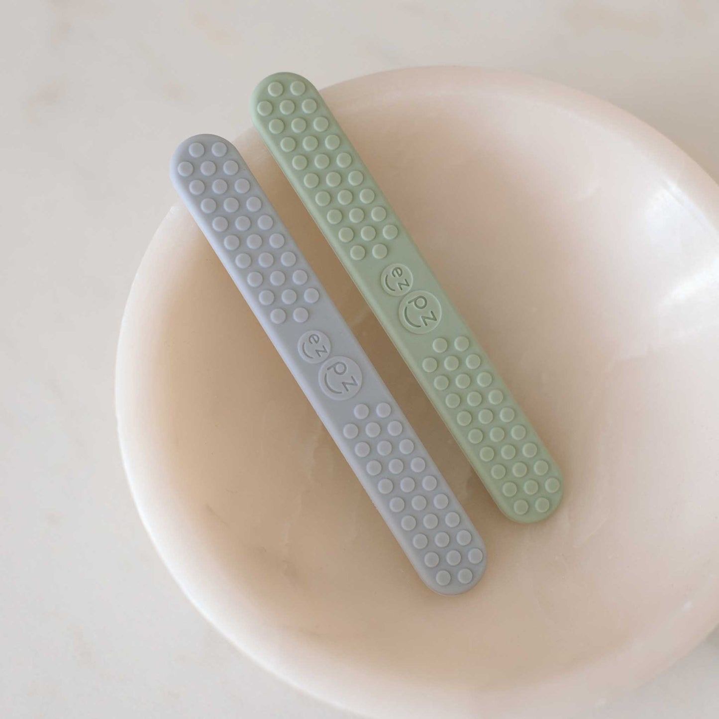 ezpz Sensory Tongue Depressor (2-Pack) | Baby Oral Care | Canada Oral Care Hip Mommies