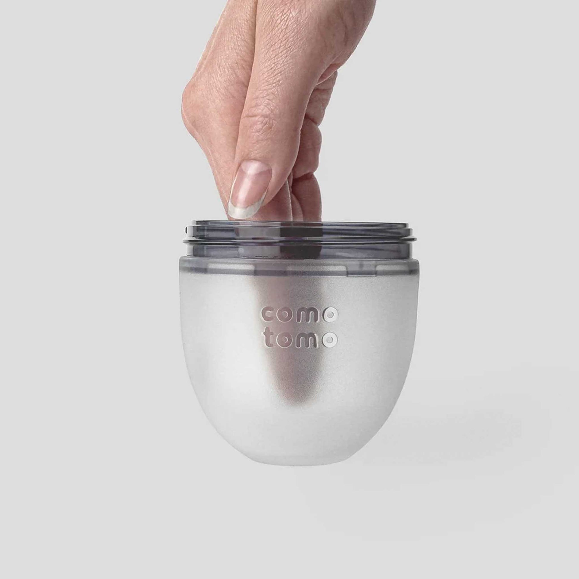 Comotomo Silicone Baby Bottle 2-Pack (150ml): For Newborns | Canada Bottle Hip Mommies