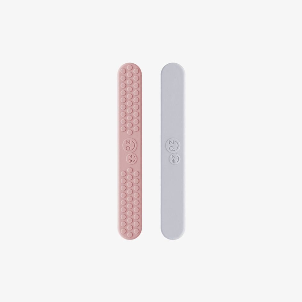 ezpz Sensory Tongue Depressor (2-Pack) in Blush+Pewter Hip Mommies