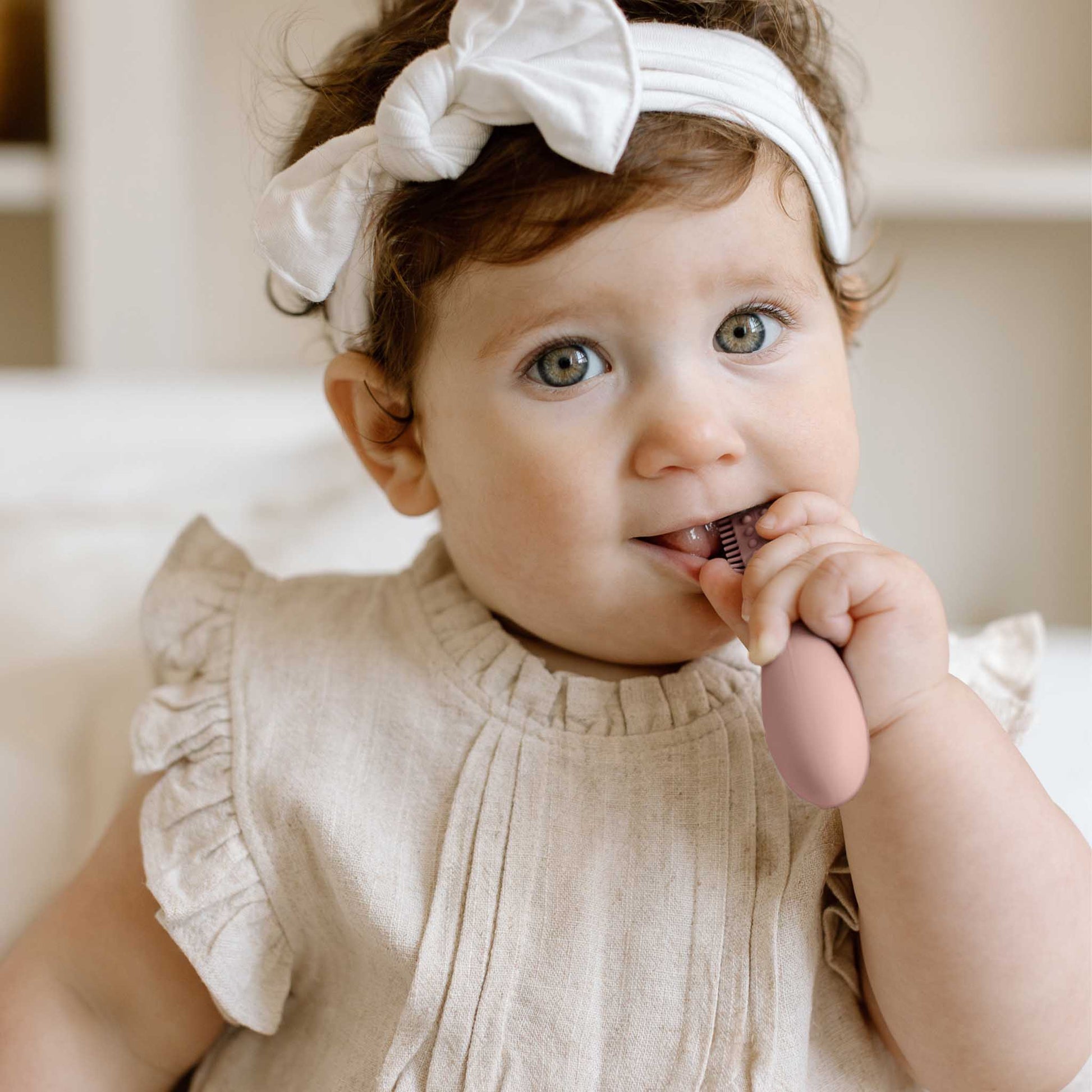 Baby-Led Toothbrush + Sensory Tongue Depressor Pack from ezpz | Canada Oral Care Hip Mommies