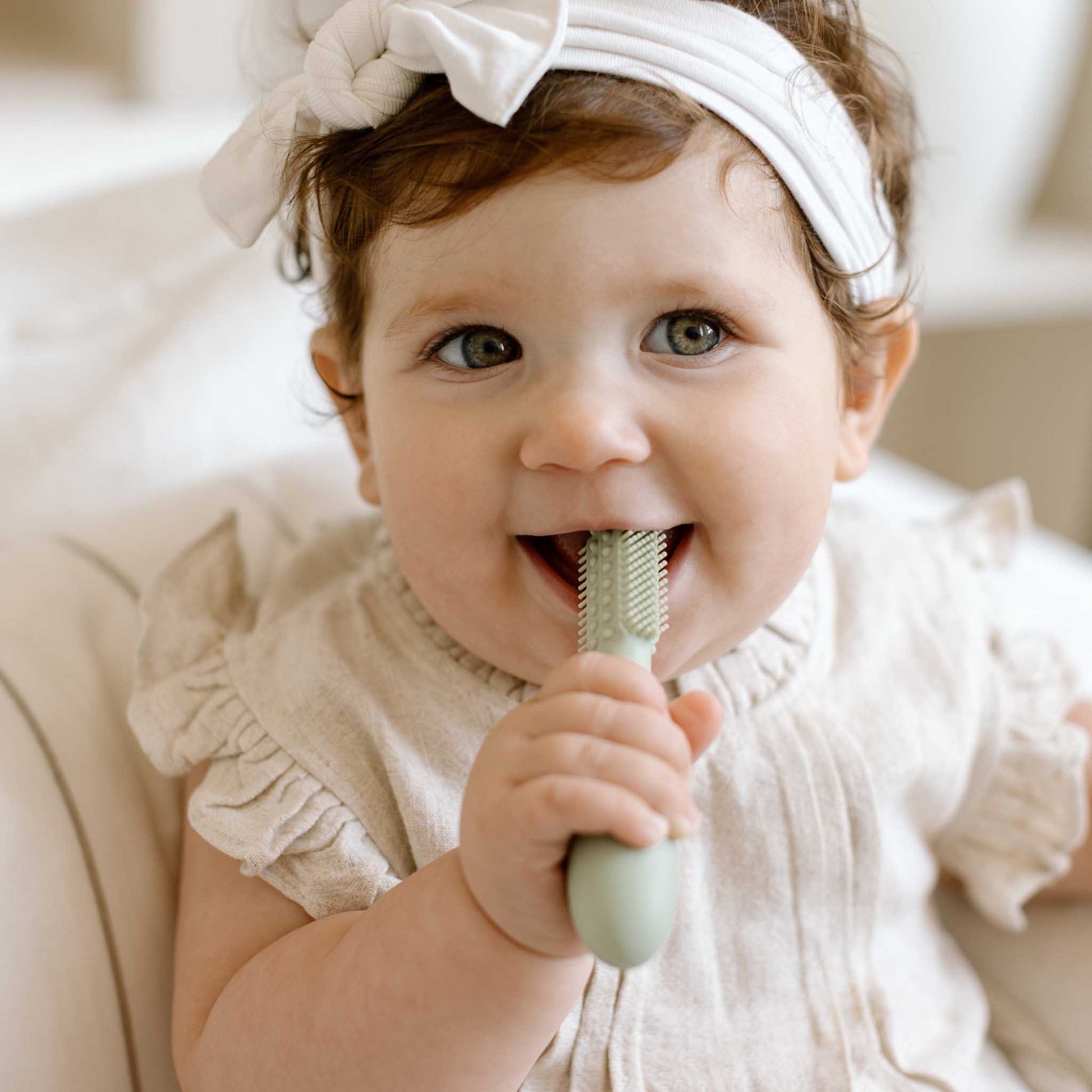 Baby-Led Toothbrush + Sensory Tongue Depressor Pack from ezpz | Canada Oral Care Hip Mommies