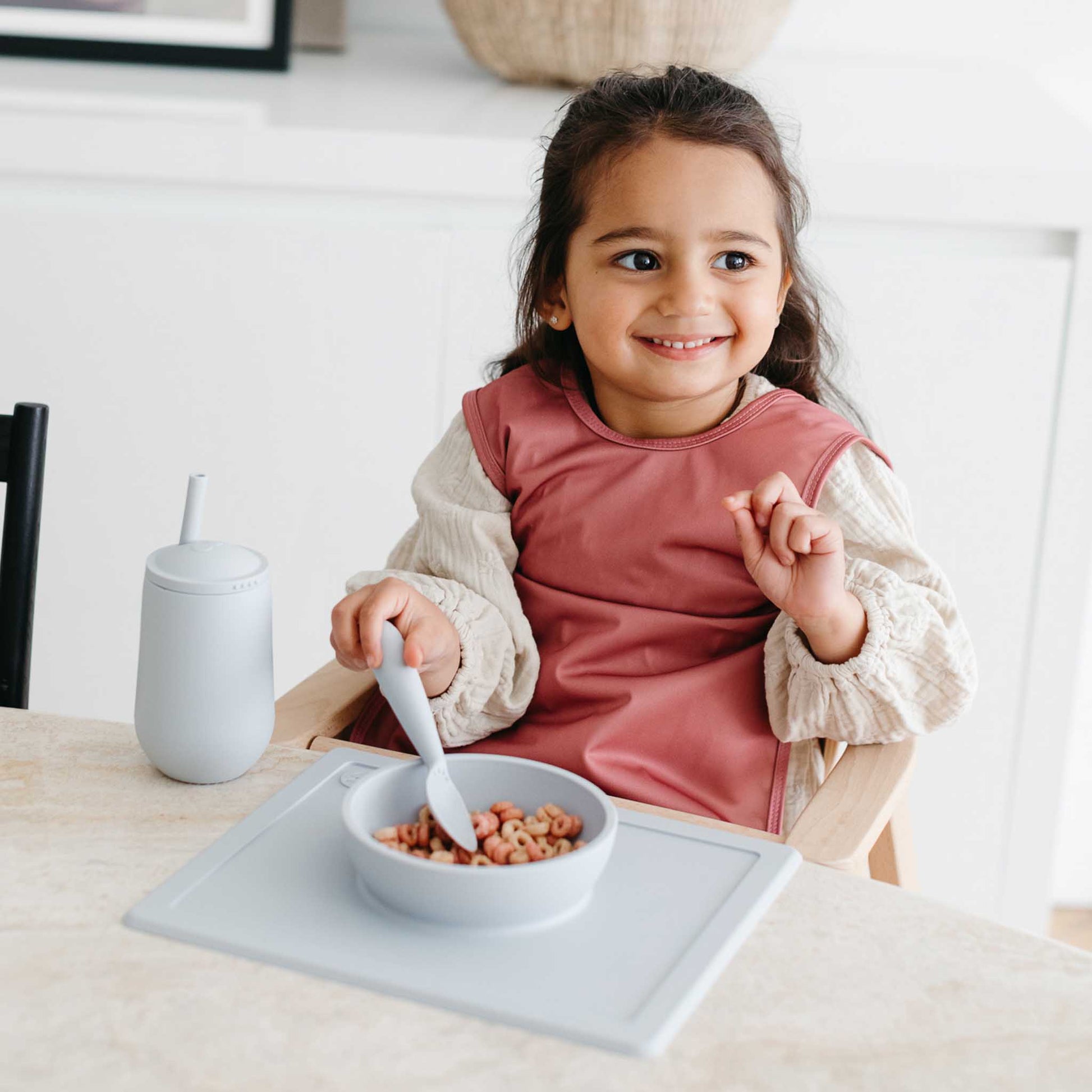 ezpz Happy Bowl | Suction Bowl & Placemat for Toddlers | Canada Bowl Hip Mommies