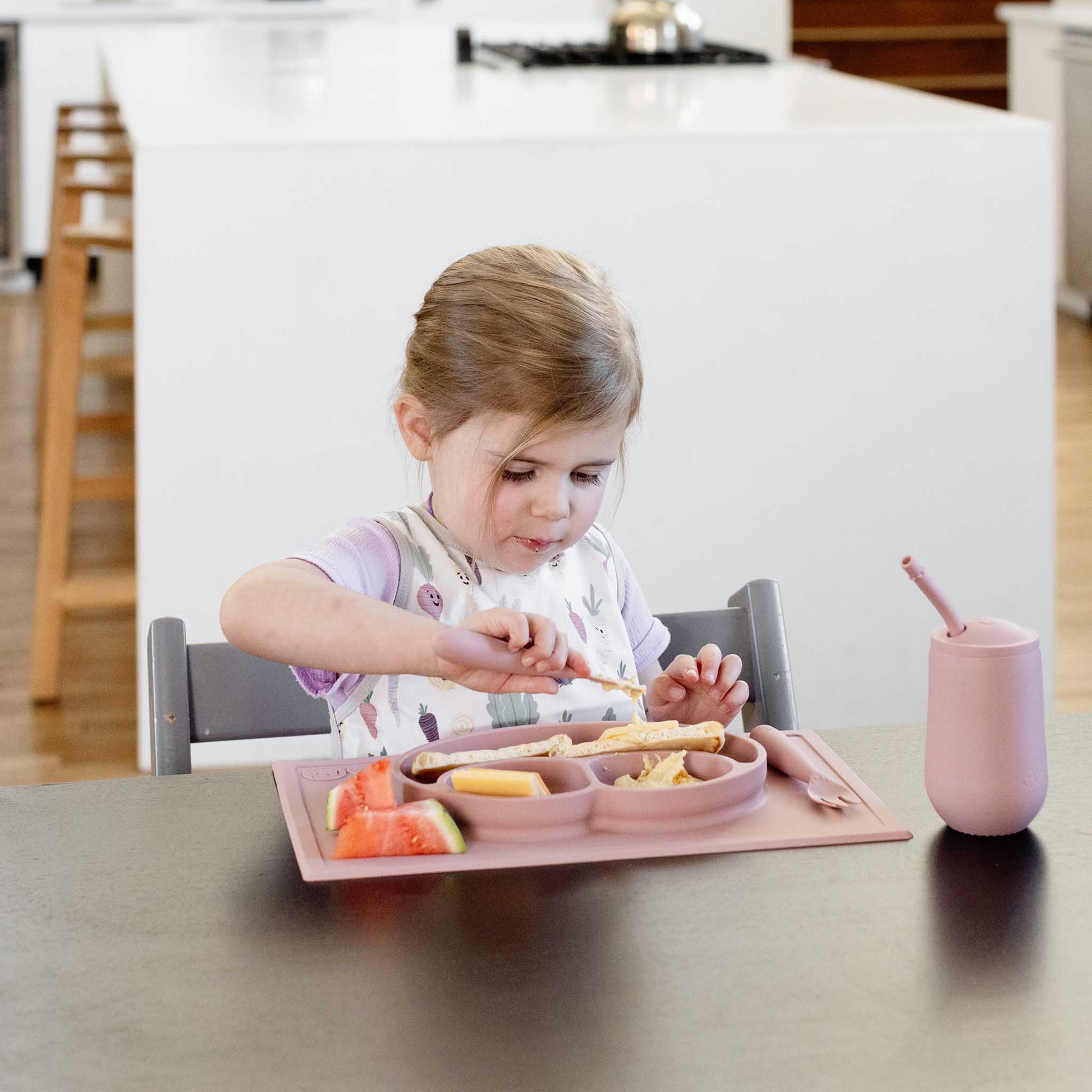 relove | ezpz Happy Mat | sustainable sale | Canada Feeding Hip Mommies