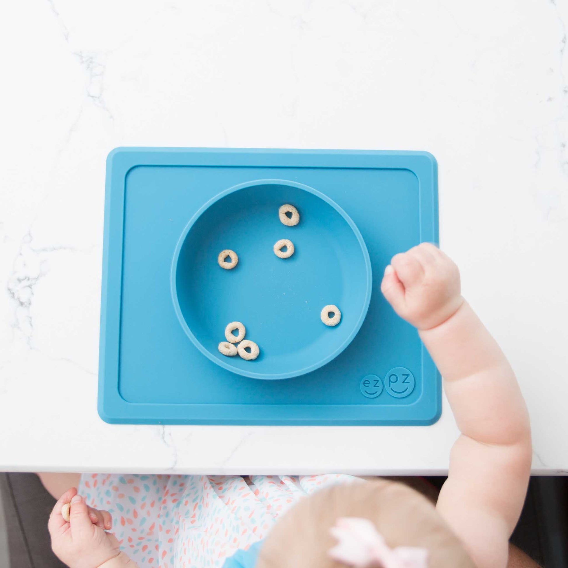 ezpz Mini Bowl: Suction Bowl for Infants & Toddlers | Canada Bowl Hip Mommies