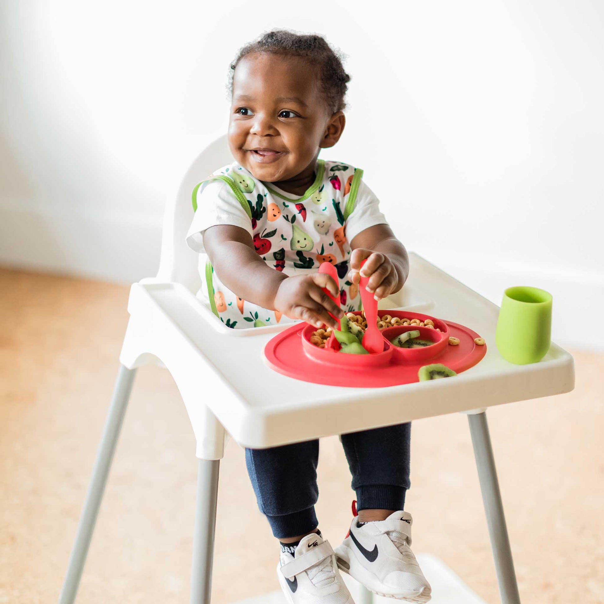 ezpz Mini Feeding Set | Silicone Plate, Toddler Fork & Spoon | Canada Feeding Hip Mommies
