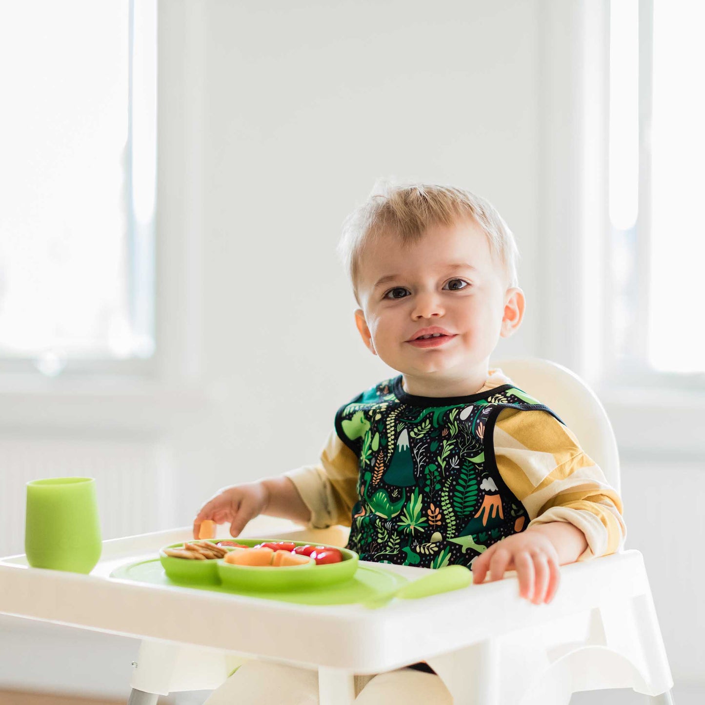 ezpz Mini Feeding Set | Silicone Plate, Toddler Fork & Spoon | Canada Feeding Hip Mommies