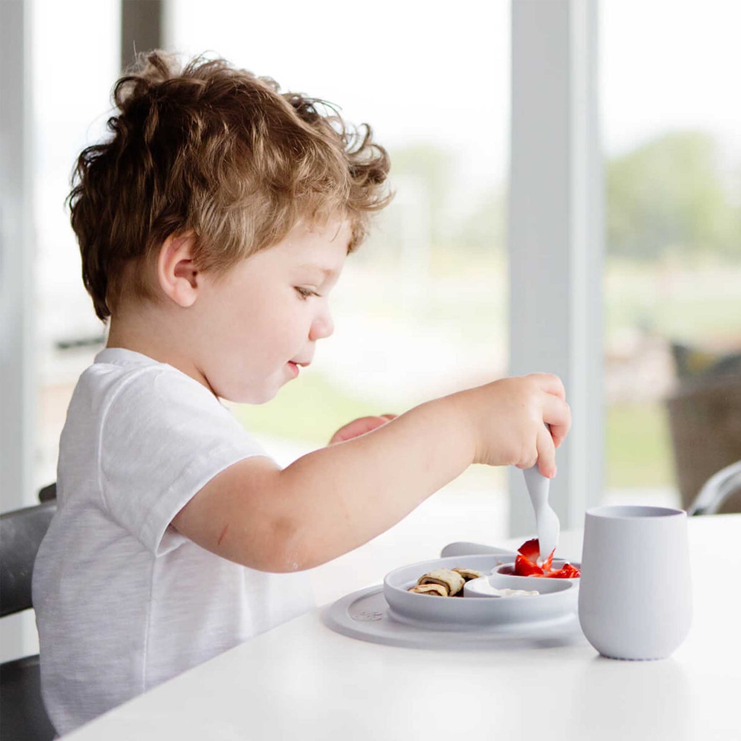 ezpz Mini Feeding Set | Silicone Plate, Toddler Fork & Spoon | Canada Feeding Hip Mommies