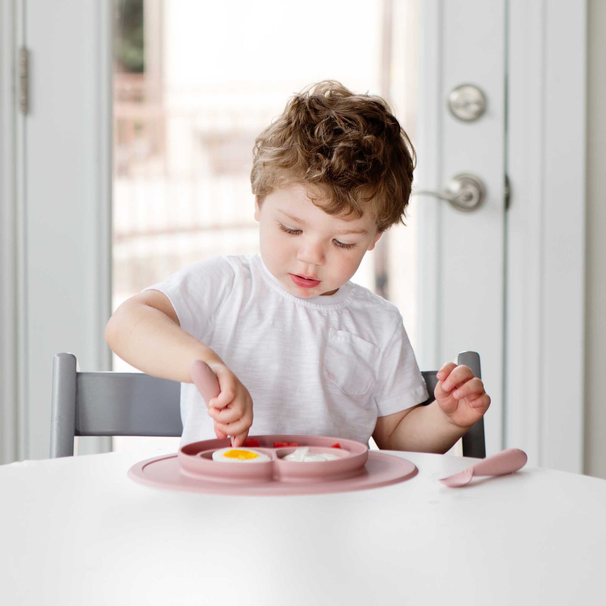 ezpz Mini Mat | Silicone Plate + Placemat for Toddlers | Canada Feeding Hip Mommies