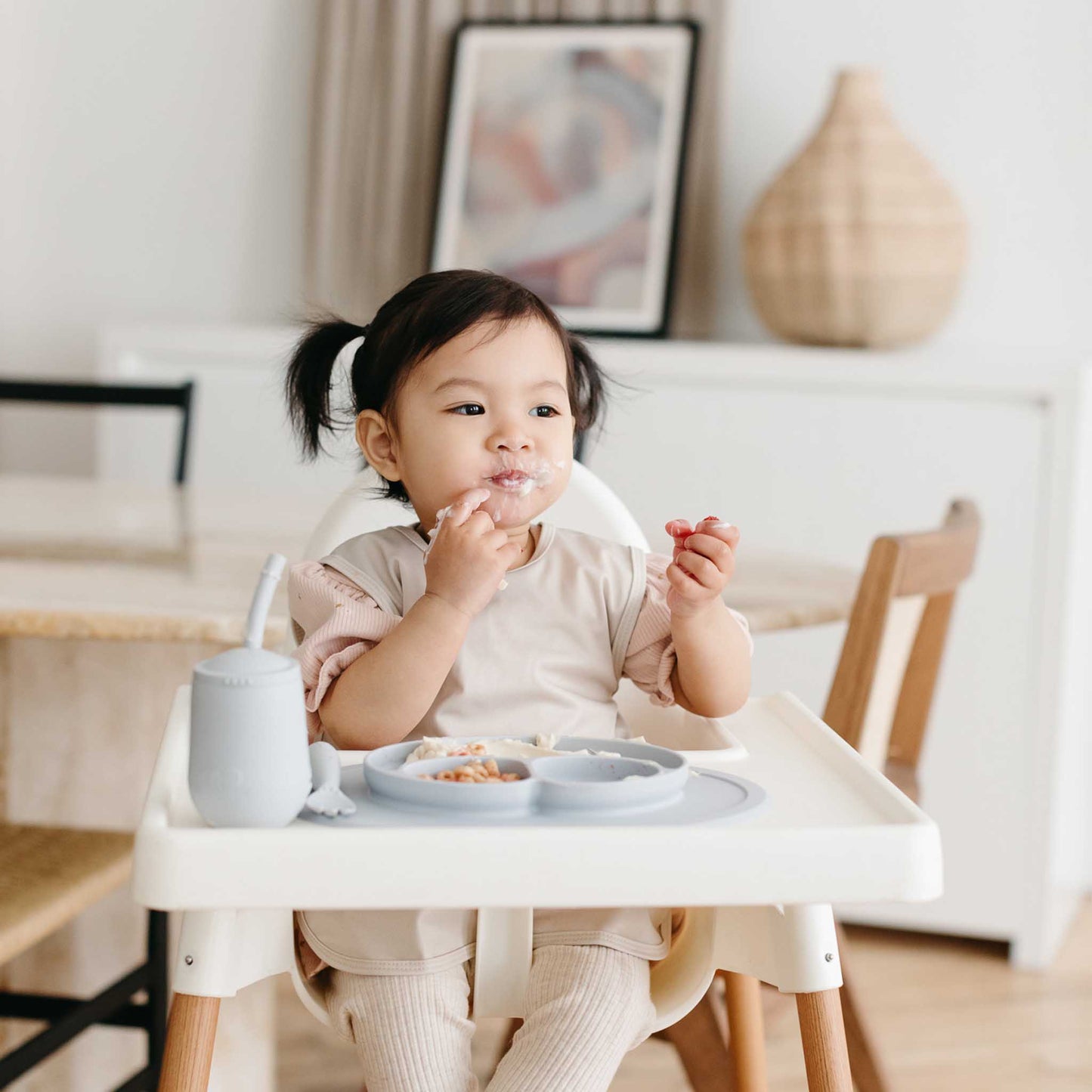 ezpz Mini Mat | Silicone Plate + Placemat for Toddlers | Canada Feeding Hip Mommies