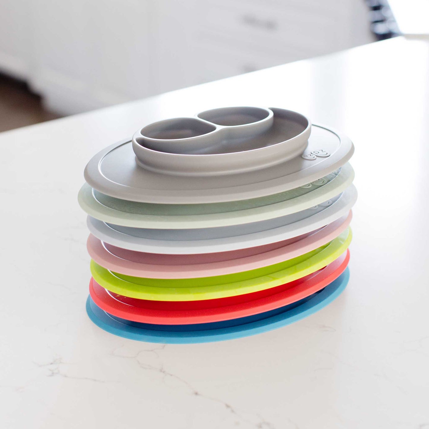 ezpz Mini Mat | Silicone Plate + Placemat for Toddlers | Canada Feeding Hip Mommies