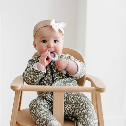 ezpz Gift Bundle Baby Shower | Pre-Feeding Essentials | Canada Baby Shower Gift Hip Mommies