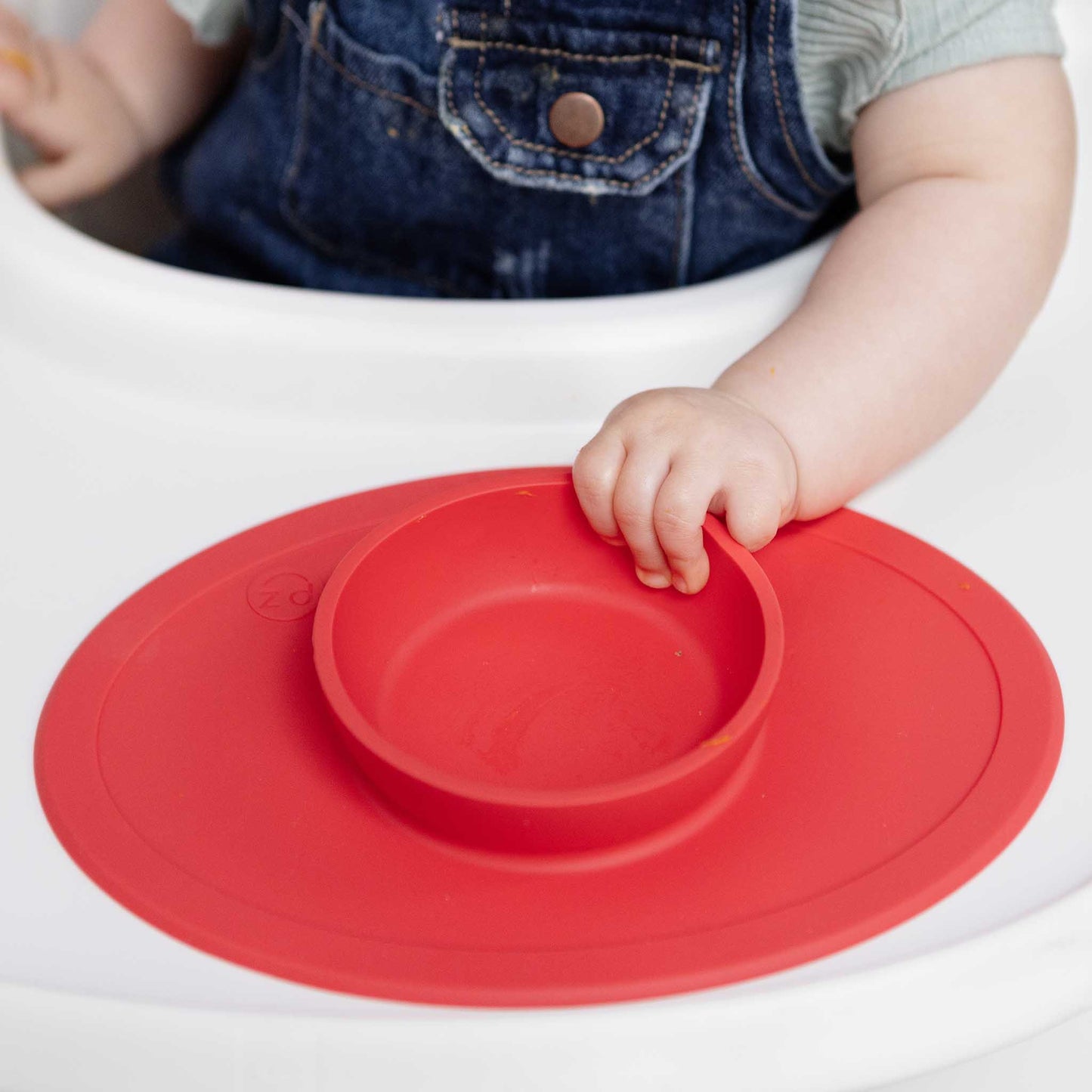 ezpz Tiny Bowl | for first foods and baby-led weaning | Canada Bowl Hip Mommies