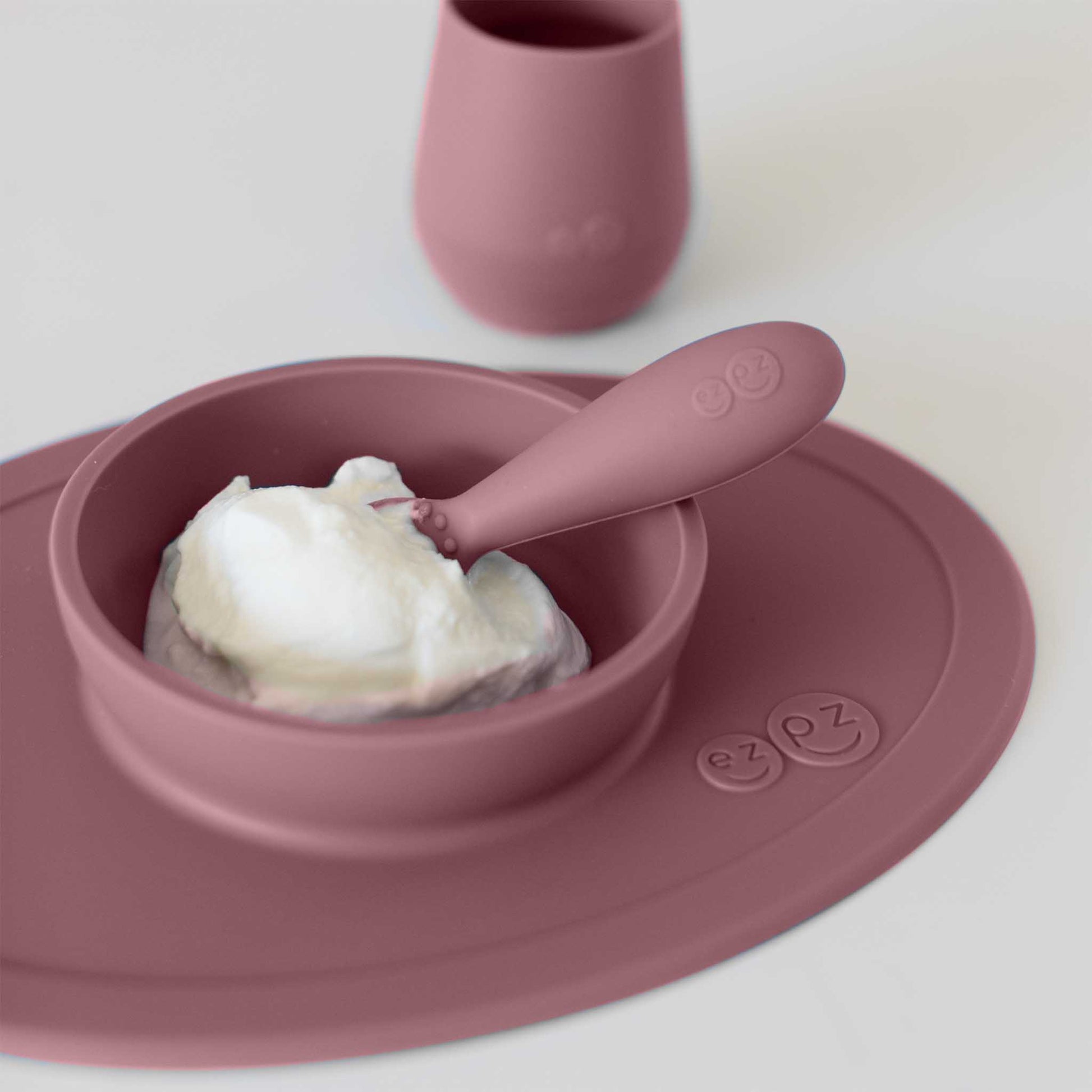 ezpz Tiny Bowl | for first foods and baby-led weaning | Canada Bowl Hip Mommies