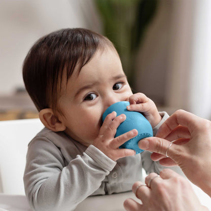 relove | ezpz Developmental Cup Set  | sustainable sale | Canada Baby Shower Gift Hip Mommies