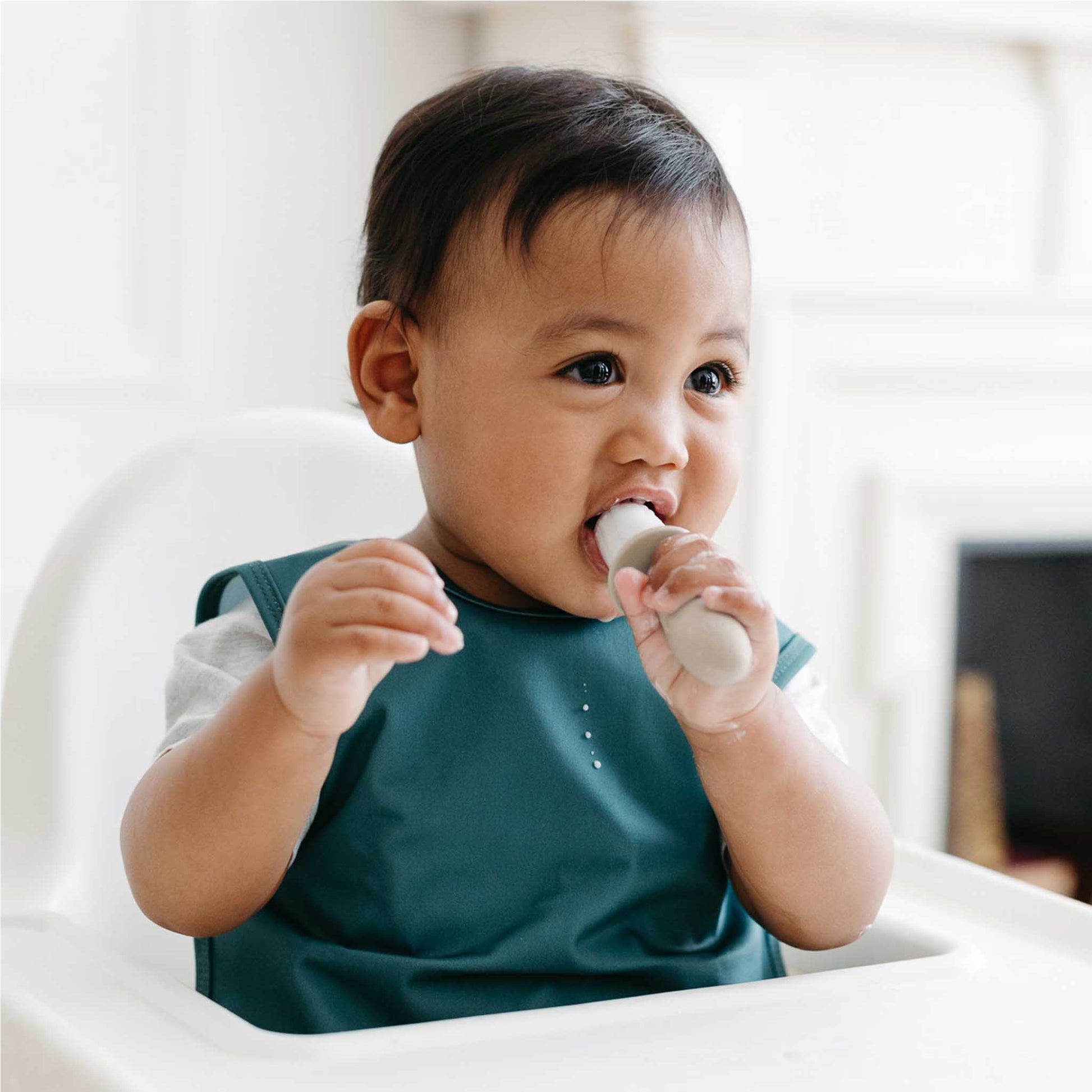 ezpz Tiny Pops | Baby-led, baby-Sized Popsicle Mold | Canada Pre-Feeding Tools Hip Mommies