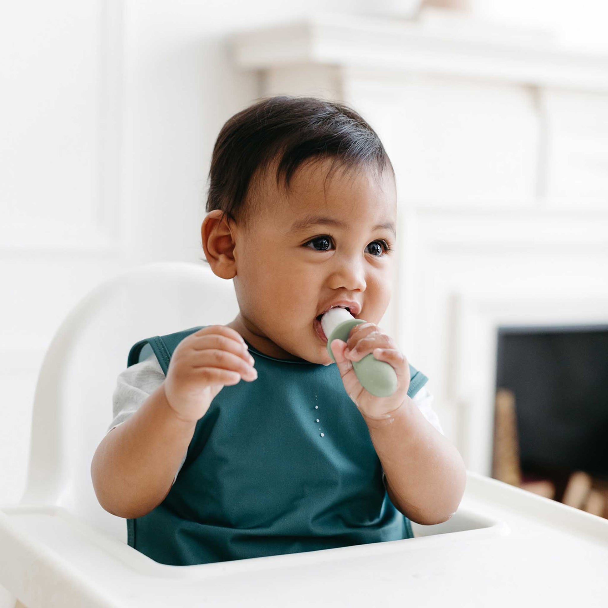 ezpz Baby-led Tiny Pops Twin Pack | Baby-Sized Popsicle Molds | Canada Pre-Feeding Tools Hip Mommies