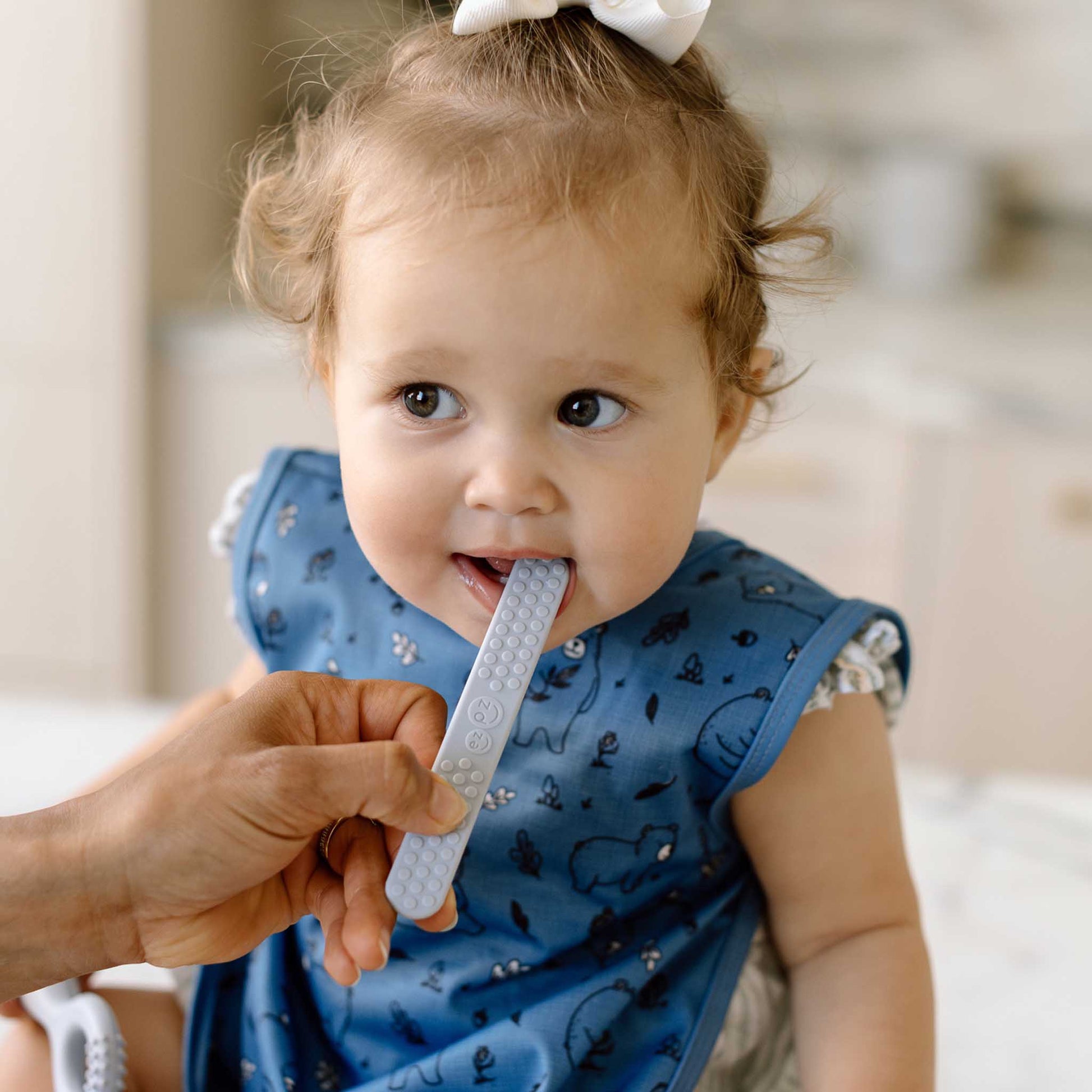 ezpz Sensory Tongue Depressor (2-Pack) | Baby Oral Care | Canada Oral Care Hip Mommies