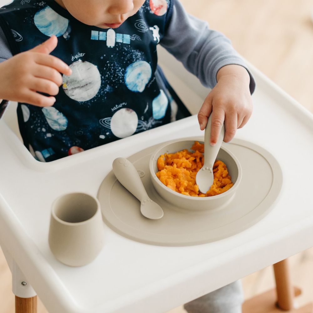 ezpz Tiny Spoon 2-pack Oat Hip Mommies